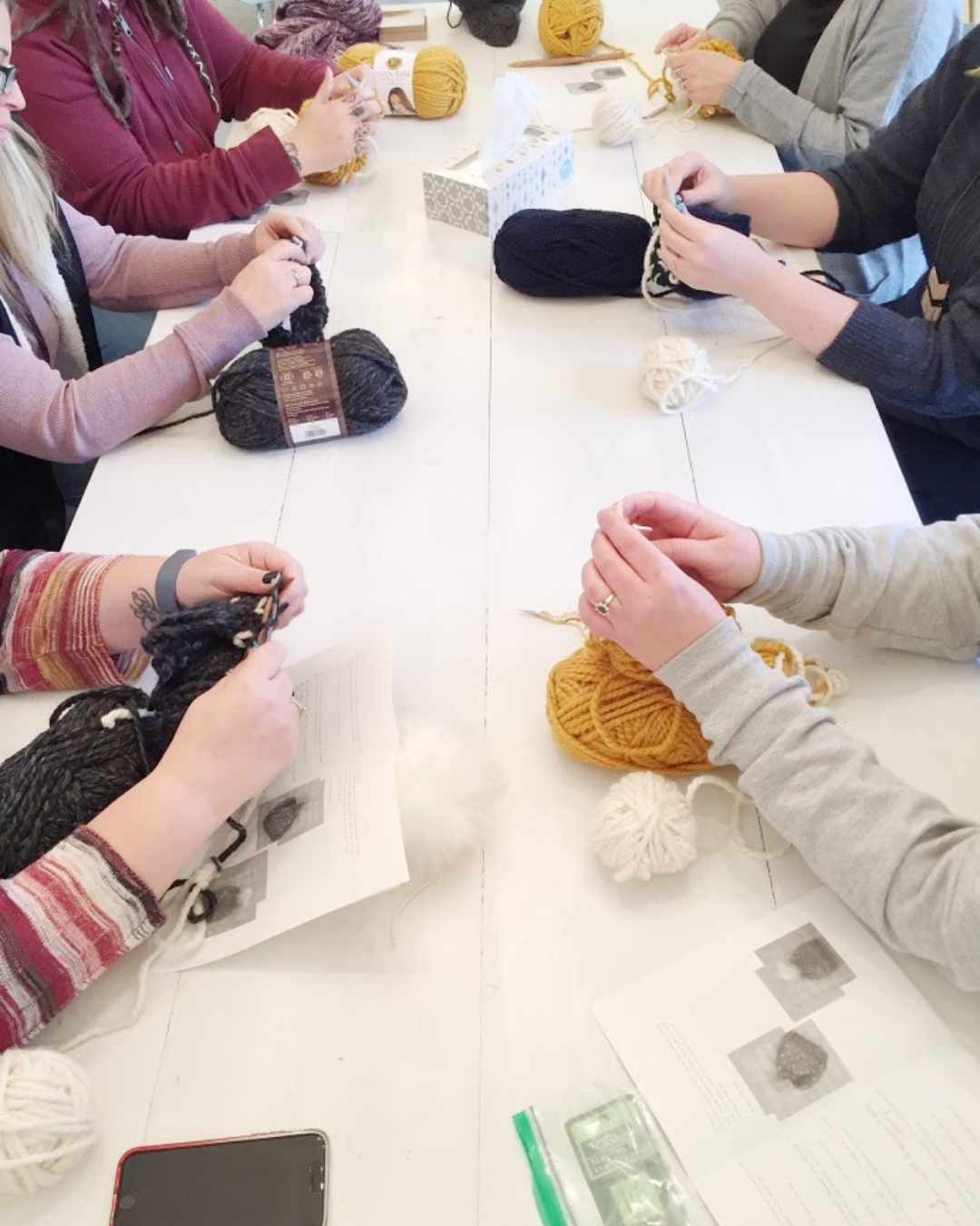 Mini Hats Garland Workshop