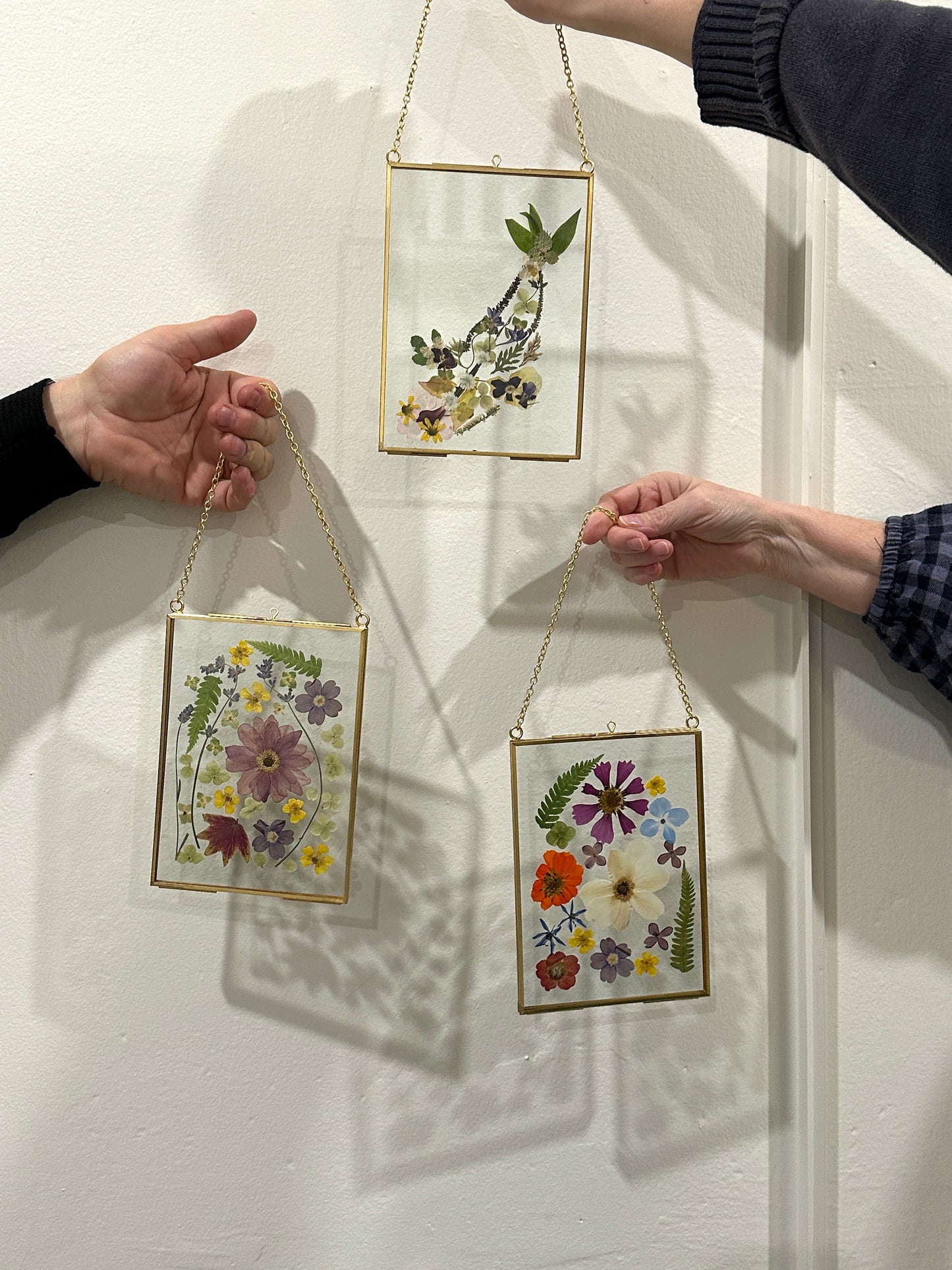 Pressed Flower Frame Workshop 🌸